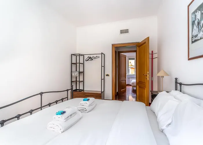 Iflat The House - Spacious & דירה